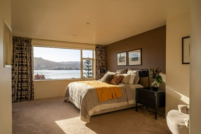 Photo of property in 4/154 Oriental Parade, Oriental Bay, Wellington, 6011