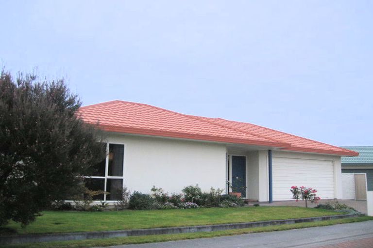 Photo of property in 5 Alderney Close, Taradale, Napier, 4112