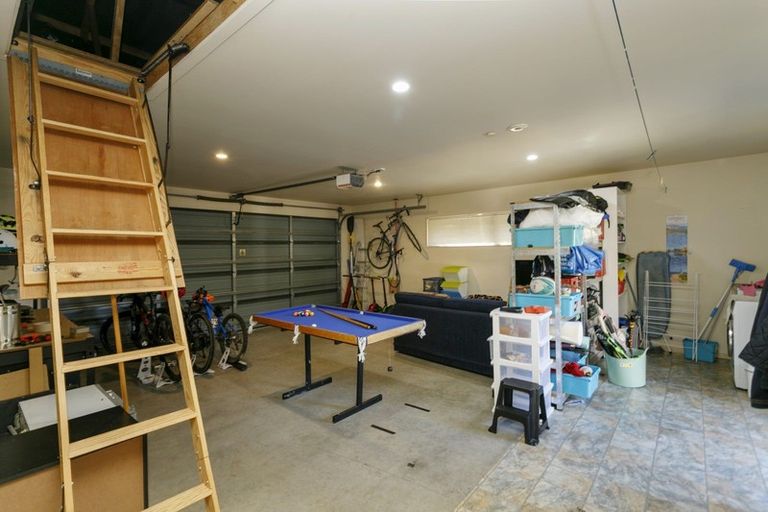 Photo of property in 1 Kips Way, Rangatira Park, Taupo, 3330