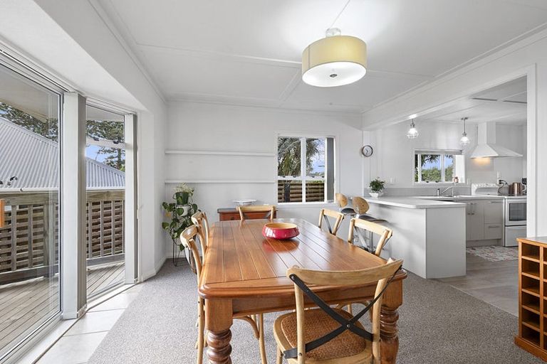 Photo of property in 89 Paynters Avenue, Strandon, New Plymouth, 4312