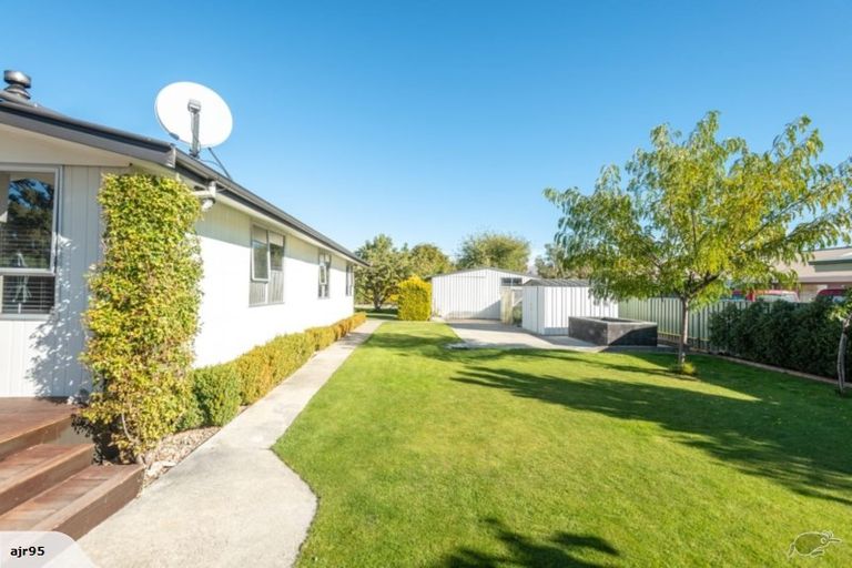 Photo of property in 6 Clare Place, Cromwell, 9310