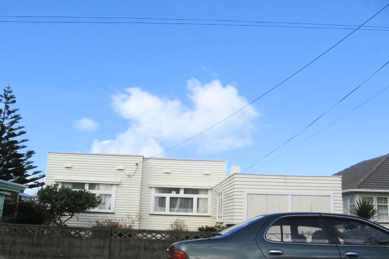 Photo of property in 7 East Street, Petone, Lower Hutt, 5012