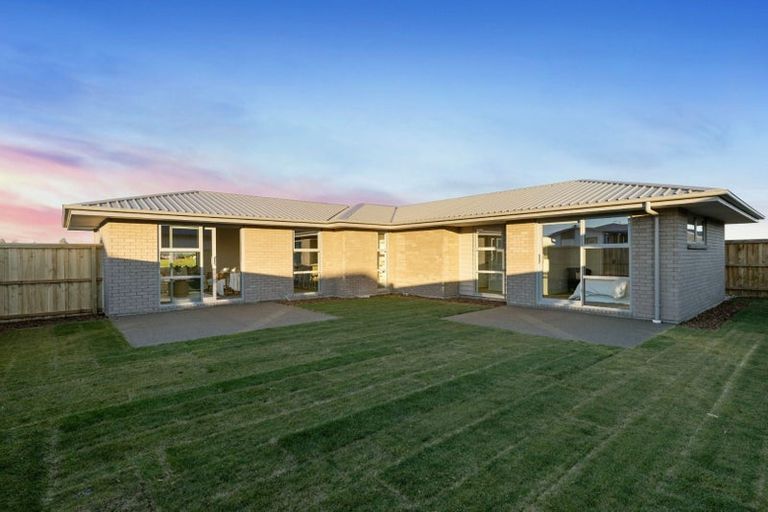 Photo of property in 50 Marcoola Drive, Rolleston, 7614