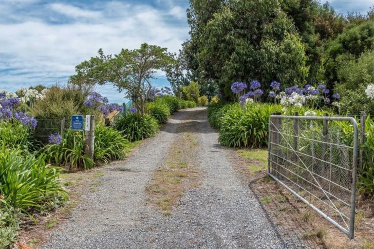Photo of property in 176 Te Hapua Road, Te Horo, Otaki, 5581