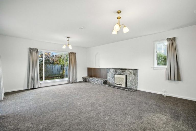 Photo of property in 145 Hamilton Avenue, Ilam, Christchurch, 8041