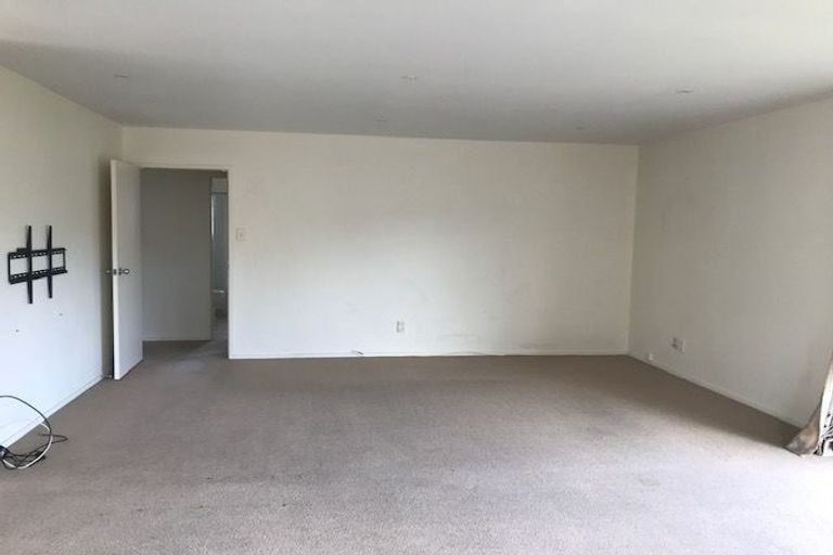 Photo of property in 19 Meridian Court, Oteha, Auckland, 0632