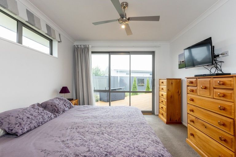 Photo of property in 7 Whakatomo Place, Havelock North, 4130