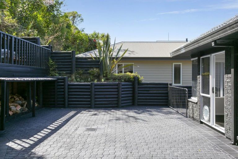 Photo of property in 86 Wakeman Road, Acacia Bay, Taupo, 3330