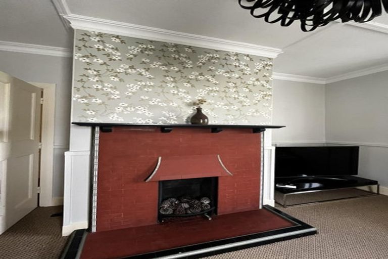 Photo of property in 35 Glenbervie Terrace, Thorndon, Wellington, 6011