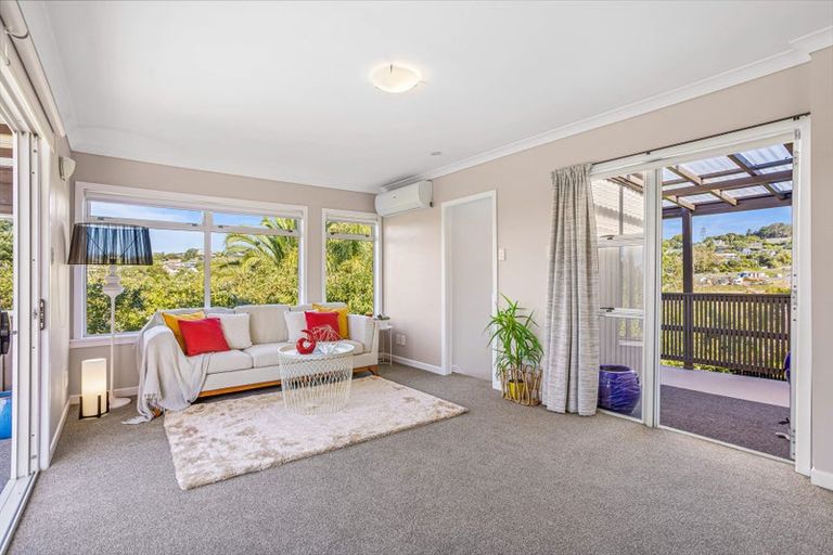 Photo of property in 77 Brightside Road, Stanmore Bay, Whangaparaoa, 0932