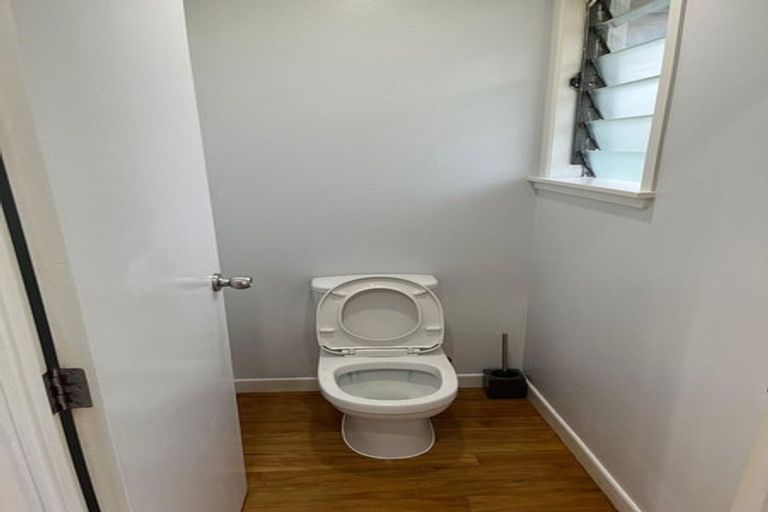 Photo of property in 27 Alma Crescent, Papakura, 2110