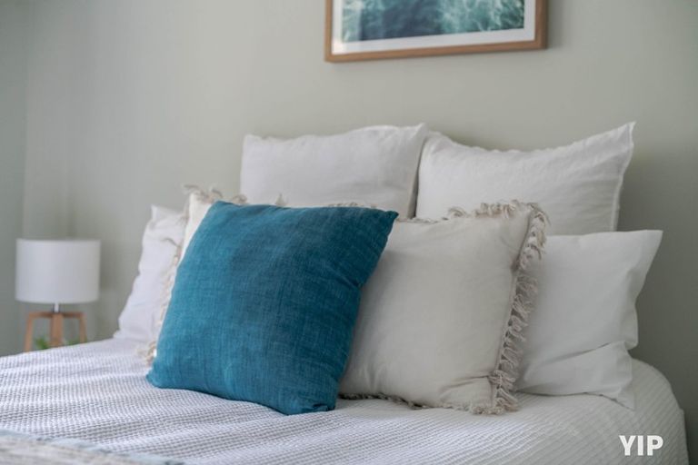 Photo of property in 58 Catherine Crescent, Paparangi, Wellington, 6037