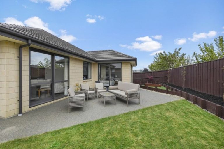 Photo of property in 34 Rossall Crescent, Rolleston, 7615