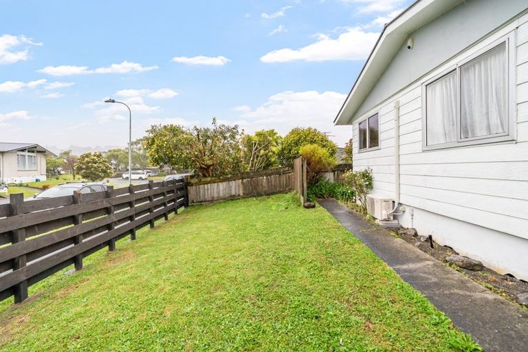 Photo of property in 1/3 Omaha Grove, Totara Park, Upper Hutt, 5018