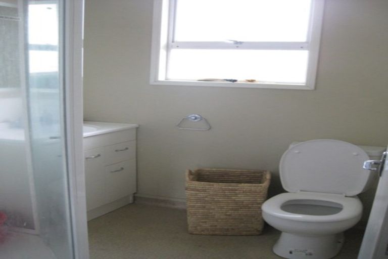 Photo of property in 83 Chelwood Street, Takaro, Palmerston North, 4412