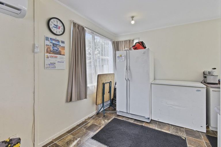 Photo of property in 19 Adel Place, Weymouth, Auckland, 2103