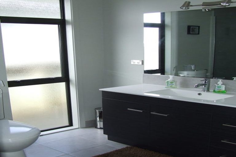 Photo of property in 80 Downing Street, Crofton Downs, Wellington, 6035