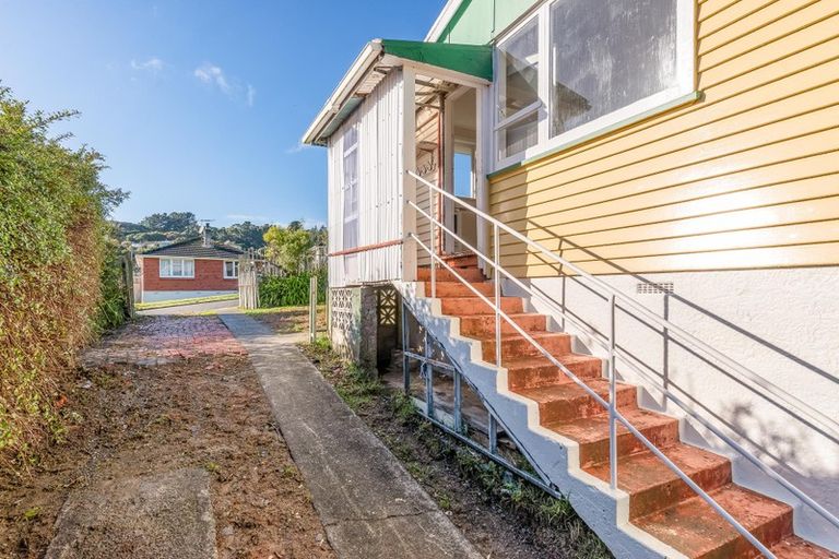 Photo of property in 11 Pukaki Grove, Waitangirua, Porirua, 5024