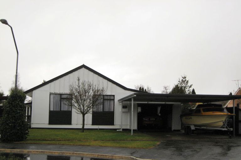 Photo of property in 16 Linrosa Place, Cromwell, 9310