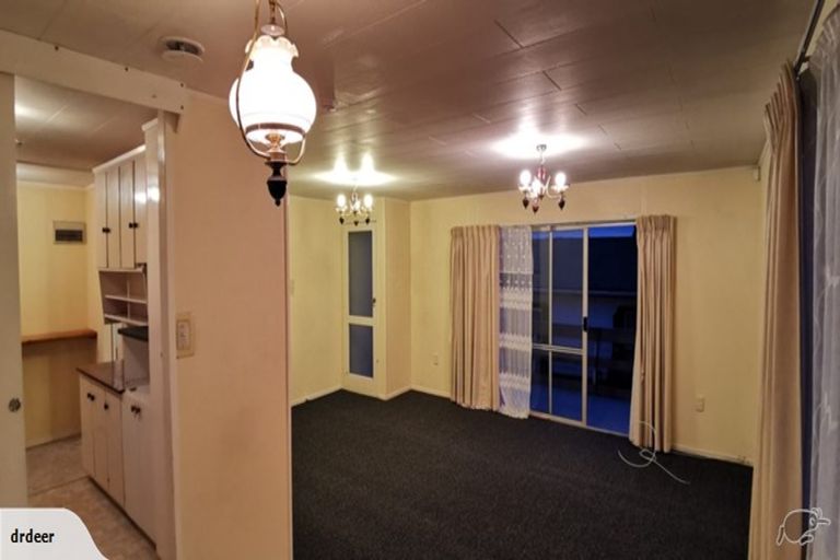 Photo of property in 67 Astley Avenue, New Lynn, Auckland, 0600