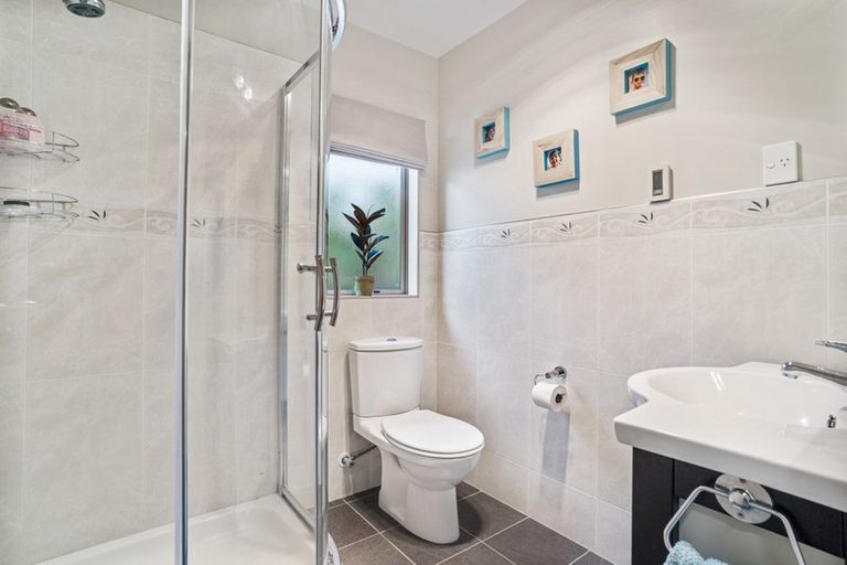 Photo of property in 20 Aberley Road, Schnapper Rock, Auckland, 0632