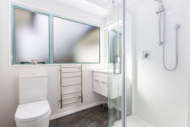 Photo of property in 274 Valley Road, Paraparaumu, 5032