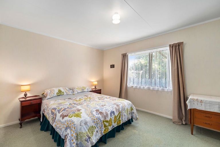 Photo of property in 2/24 Kiddle Drive, Hilltop, Taupo, 3330