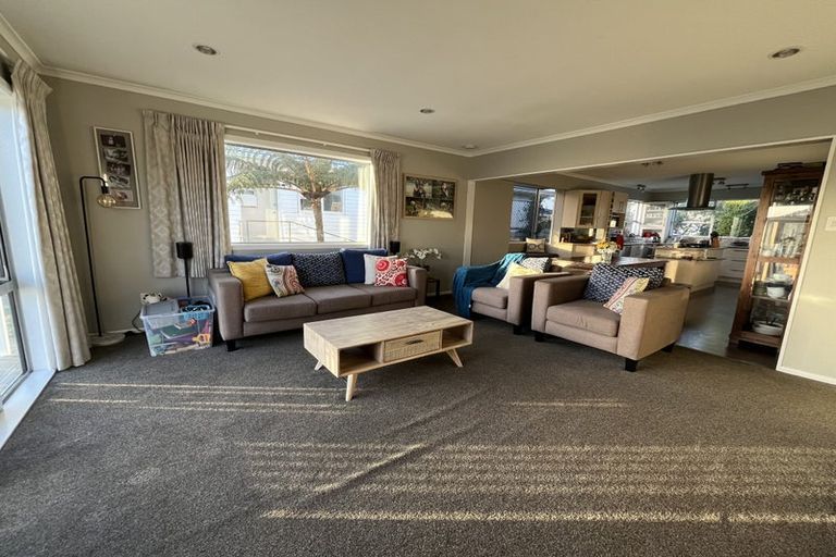 Photo of property in 22 Rossport Street, Johnsonville, Wellington, 6037