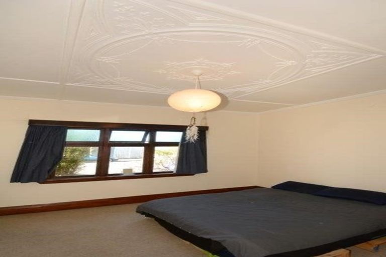 Photo of property in 1 Crown Street, North East Valley, Dunedin, 9010