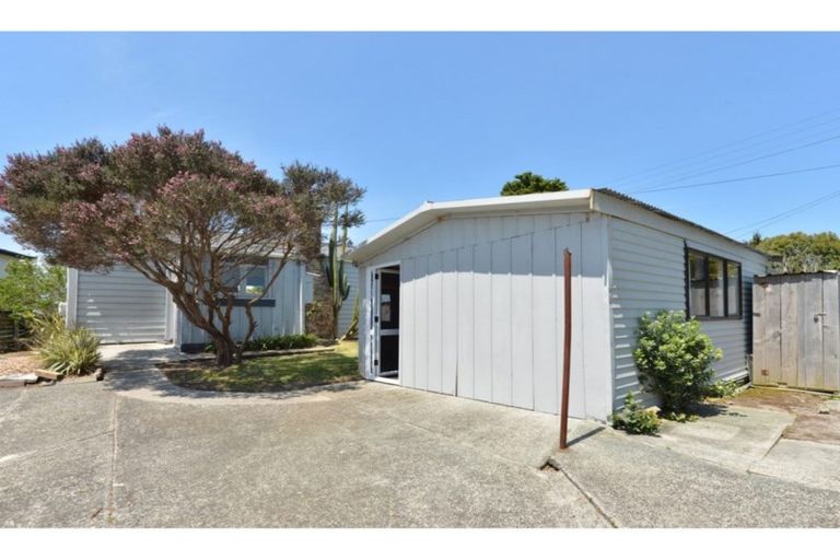 Photo of property in 78 Marsden Point Road, Ruakaka, 0116
