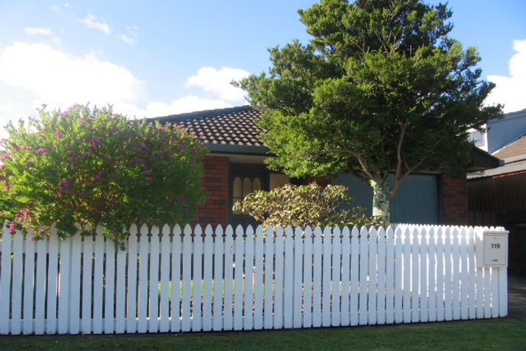 Photo of property in 119 Trafalgar Street, Waterloo, Lower Hutt, 5011