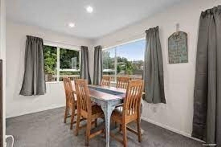 Photo of property in 17 Stredwick Drive, Torbay, Auckland, 0630