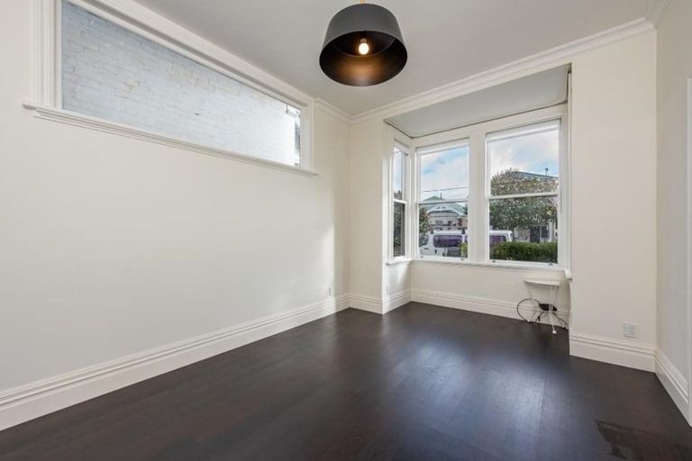 Photo of property in 12 Roy Street, Newtown, Wellington, 6021