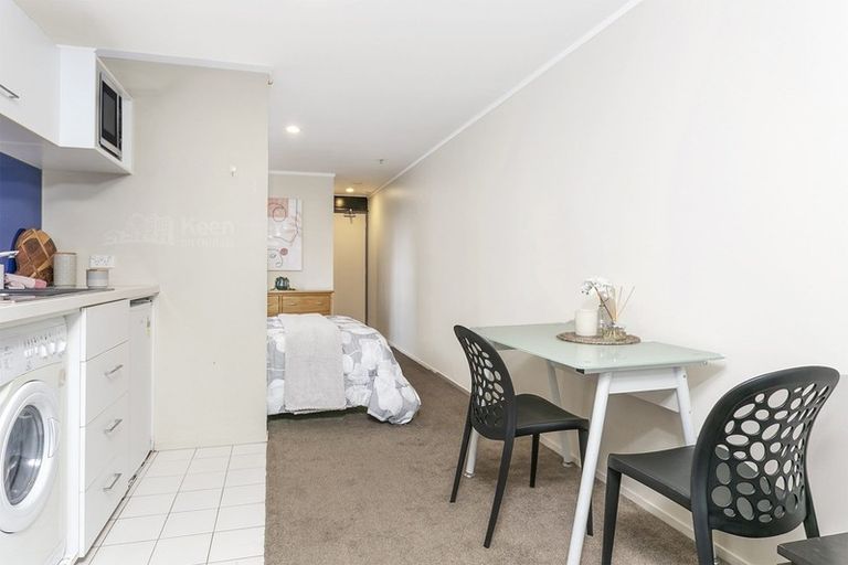 Photo of property in Waldorf Bankside Apartments, 4e/8 Bankside Street, Auckland Central, Auckland, 1010