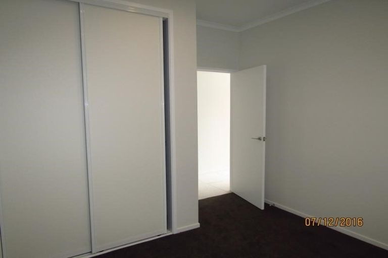 Photo of property in 12 Poaka Road, Hobsonville, Auckland, 0616