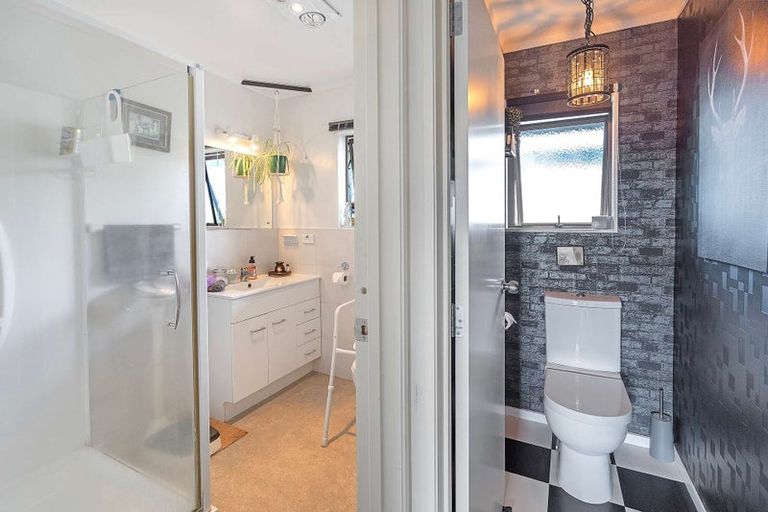 Photo of property in 2/33 Kea Street, Katikati, 3129