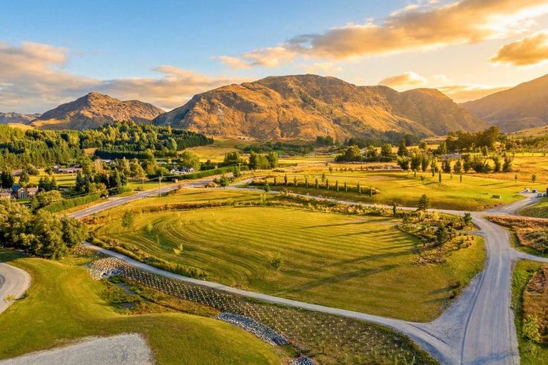 Photo of property in 16 Station Rise, Dalefield, 9371