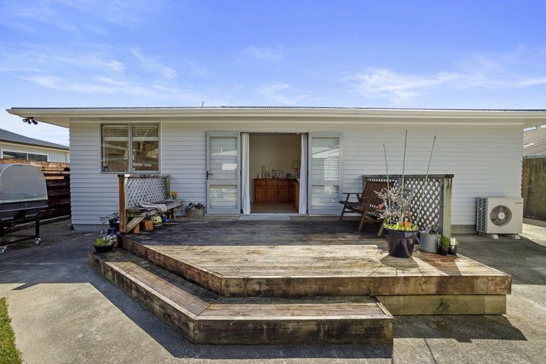 Photo of property in 22 Berkeley Road, Wainuiomata, Lower Hutt, 5014