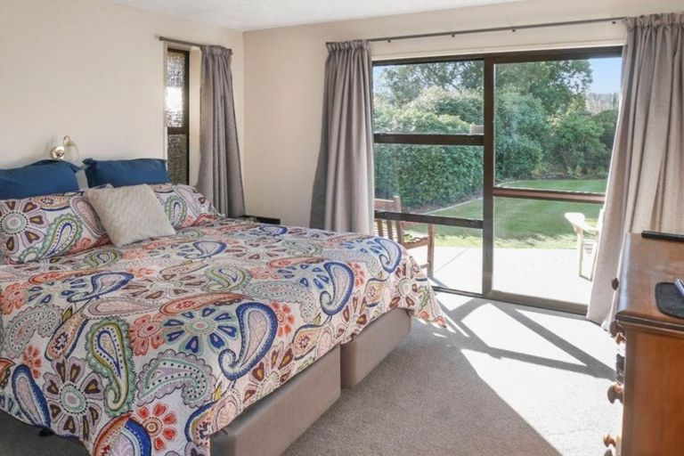 Photo of property in 12a Jacaranda Place, Parklands, Christchurch, 8083