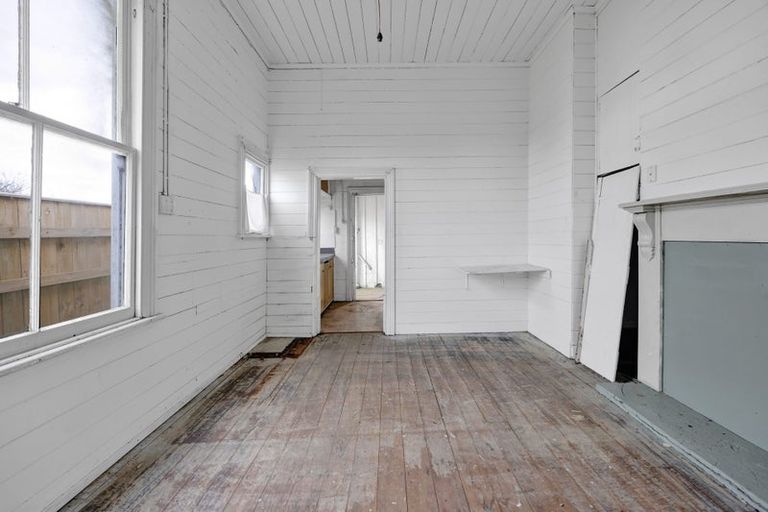 Photo of property in 15 Cornwall Street, Eltham, 4322