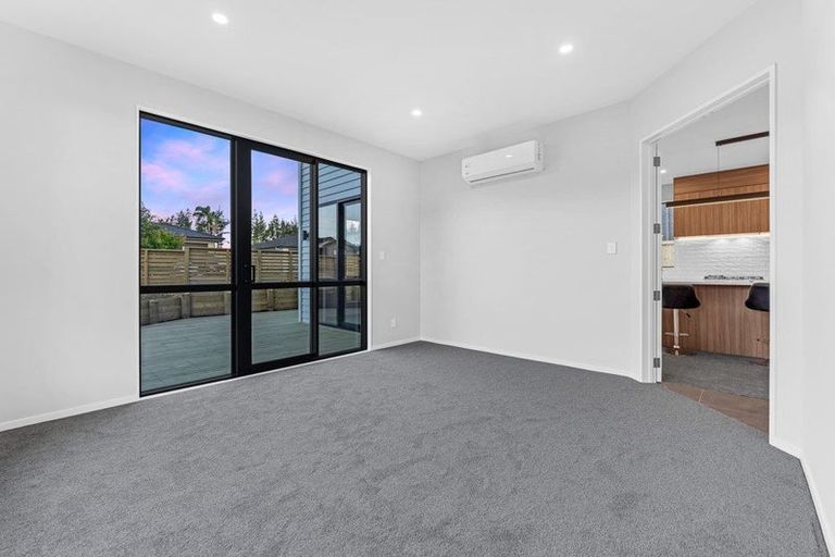 Photo of property in 19 Paihere Street, Huapai, Kumeu, 0810
