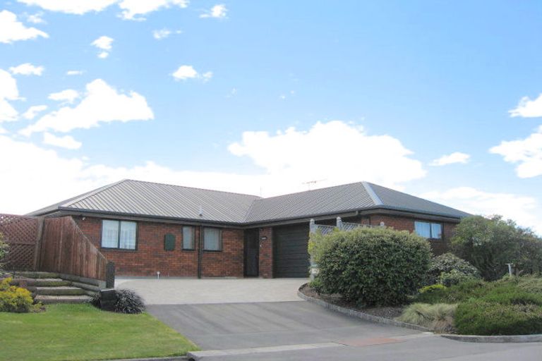 Photo of property in 31 Carmana Gardens, Rangiora, 7400