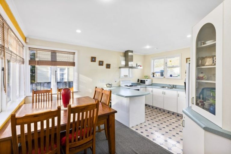 Photo of property in 20 Chapman Crescent, Naenae, Lower Hutt, 5011