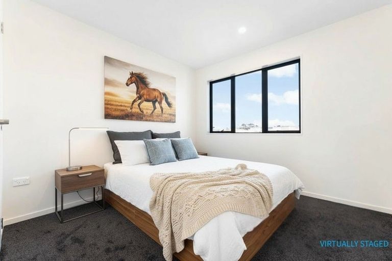 Photo of property in 15 Whiteywood Street, Westgate, 0814