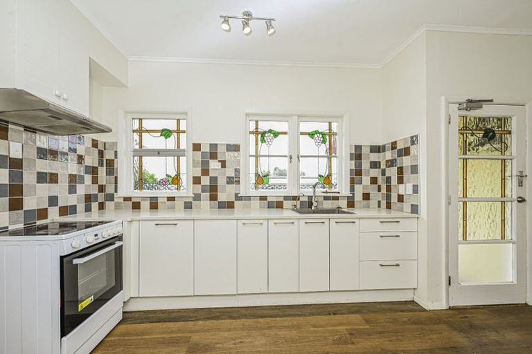 Photo of property in 98 Wallace Road, Papatoetoe, Auckland, 2025