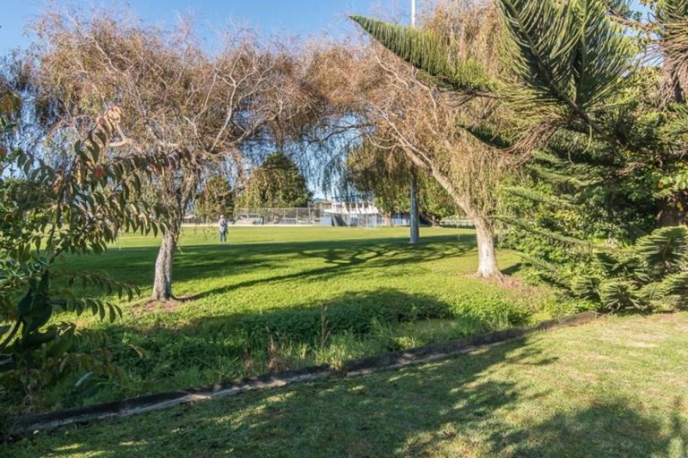 Photo of property in 30a Te Kupe Road, Paraparaumu Beach, Paraparaumu, 5032