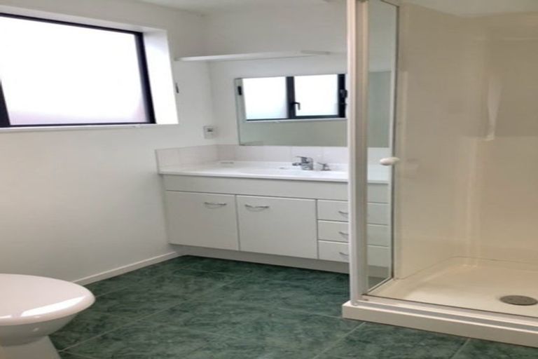 Photo of property in 37 De Menech Grove, Avalon, Lower Hutt, 5011