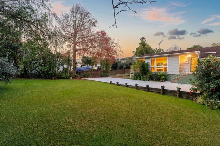 Photo of property in 59 Oreil Avenue, West Harbour, Auckland, 0618