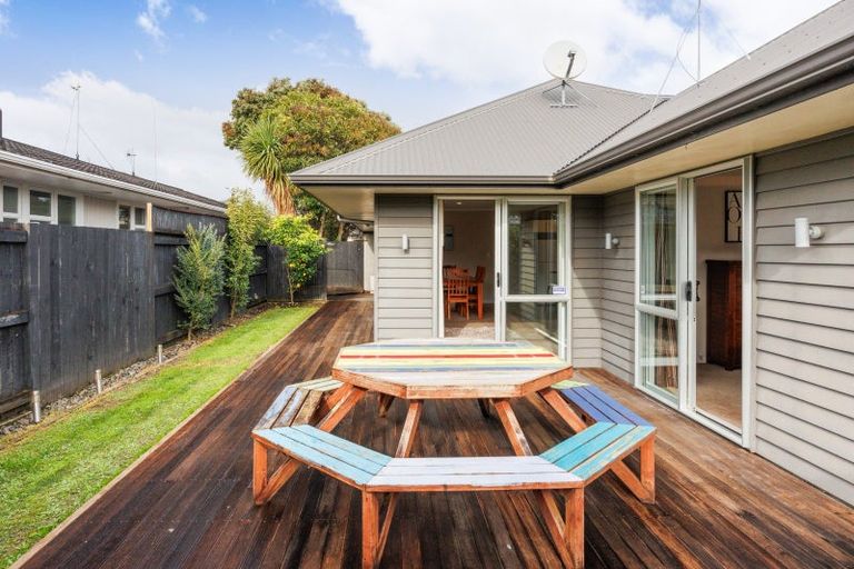 Photo of property in 449a Featherston Street, Palmerston North, 4414