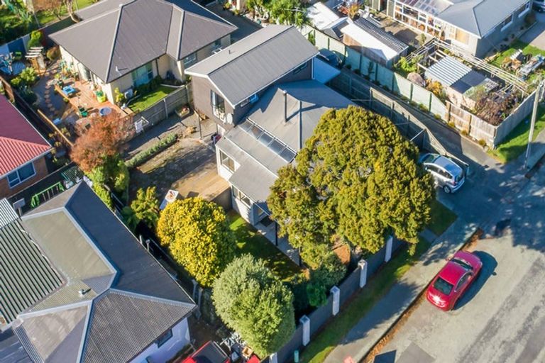 Photo of property in 8 Brixton Street, Islington, Christchurch, 8042